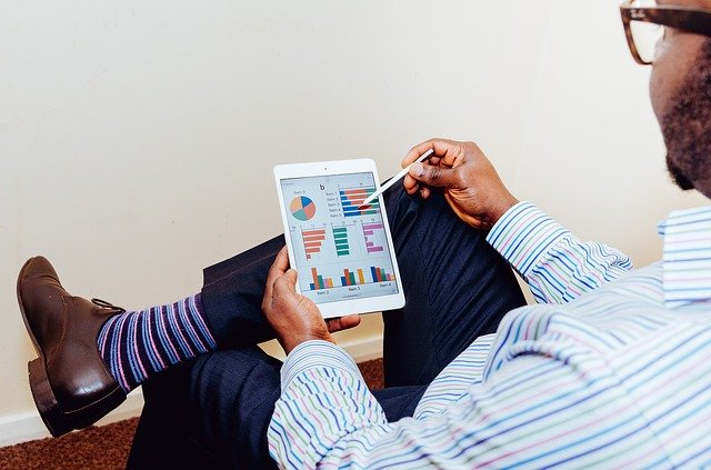 4 Low Stress Jobs that Pay Well