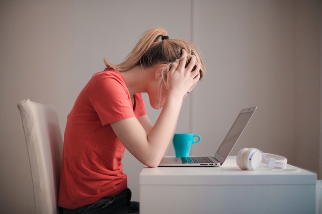 4 Signs Youre Suffering from Work from Home Burnout