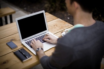 5 Things to Avoid in a Job Interview Thank You Email