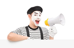 Using Nonverbal Communication to Get a Job