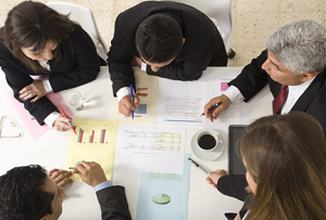Answering Interview Questions: Working with a Team or on Your Own?