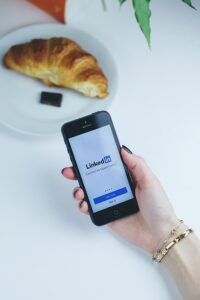 10 Ways to Boost Your LinkedIn Presence and Step Up Your Game